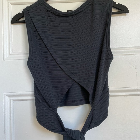 Sleeveless Tie Back Top in Navy - Picture 3 of 3